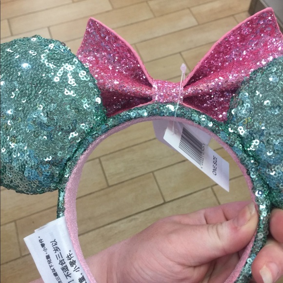 Mint sequins ears with pink bow - Picture 2 of 2